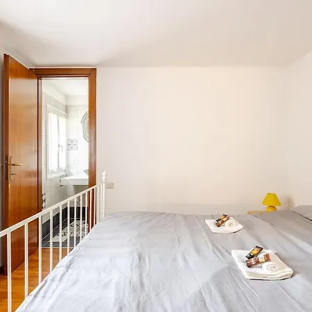 Luxury Attico - 5 Min Piazza Delle Erbe * Verona